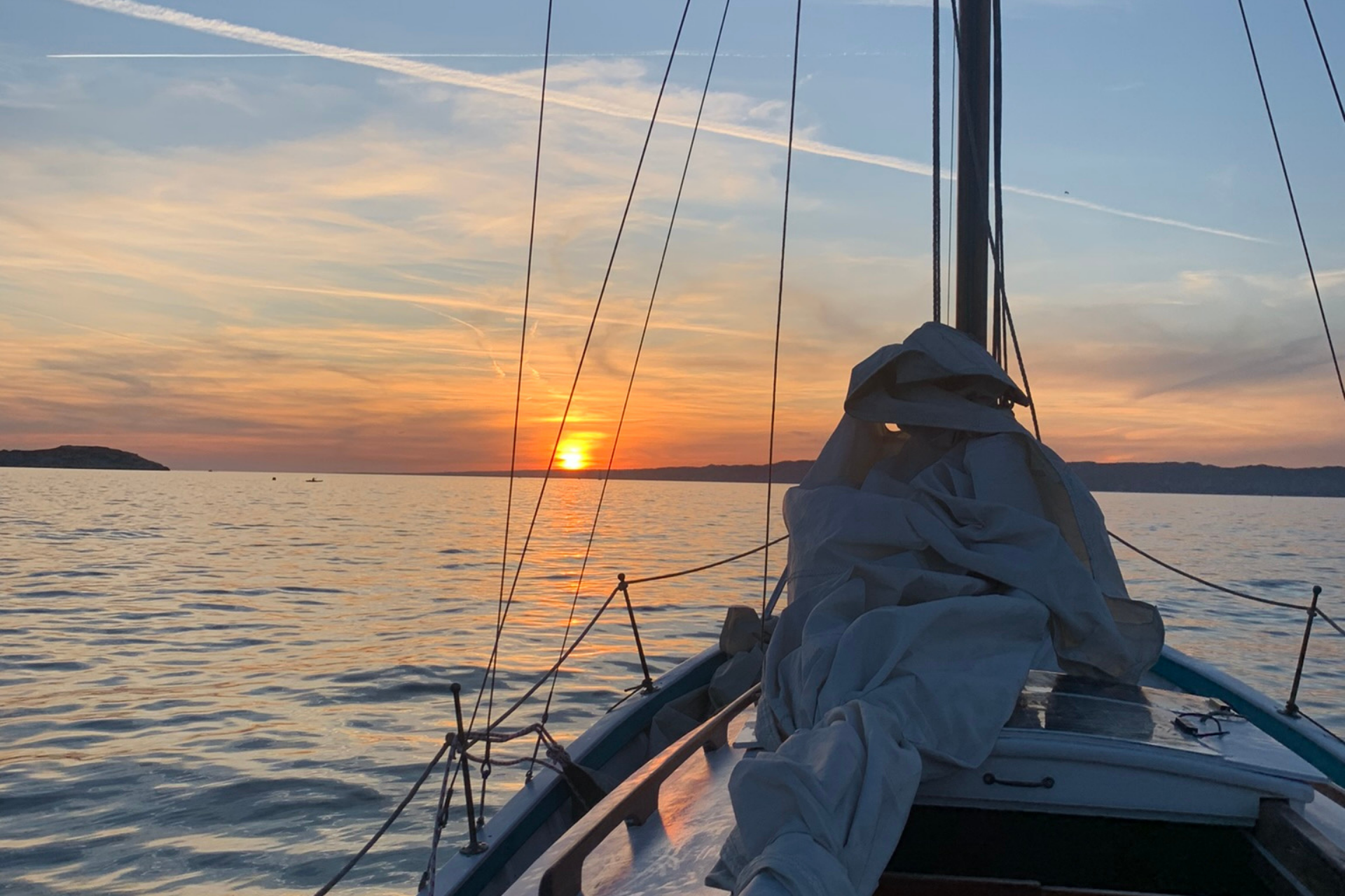 Paseo en velero de Marsella a Puerto Viejo con baño en el mar & visita guiada con Capitaine Coco Marseille.