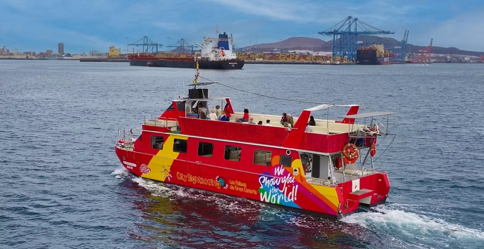 Catamaran Trip in Las Palmas Bay with Audio guide.