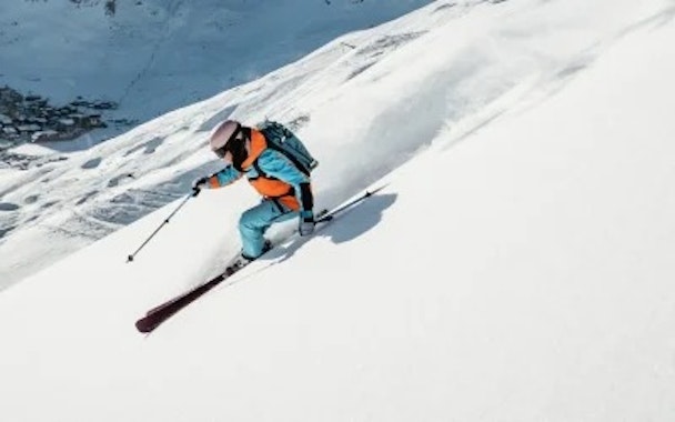 Adult Off-Piste Skiing Lessons - Max 5 per group