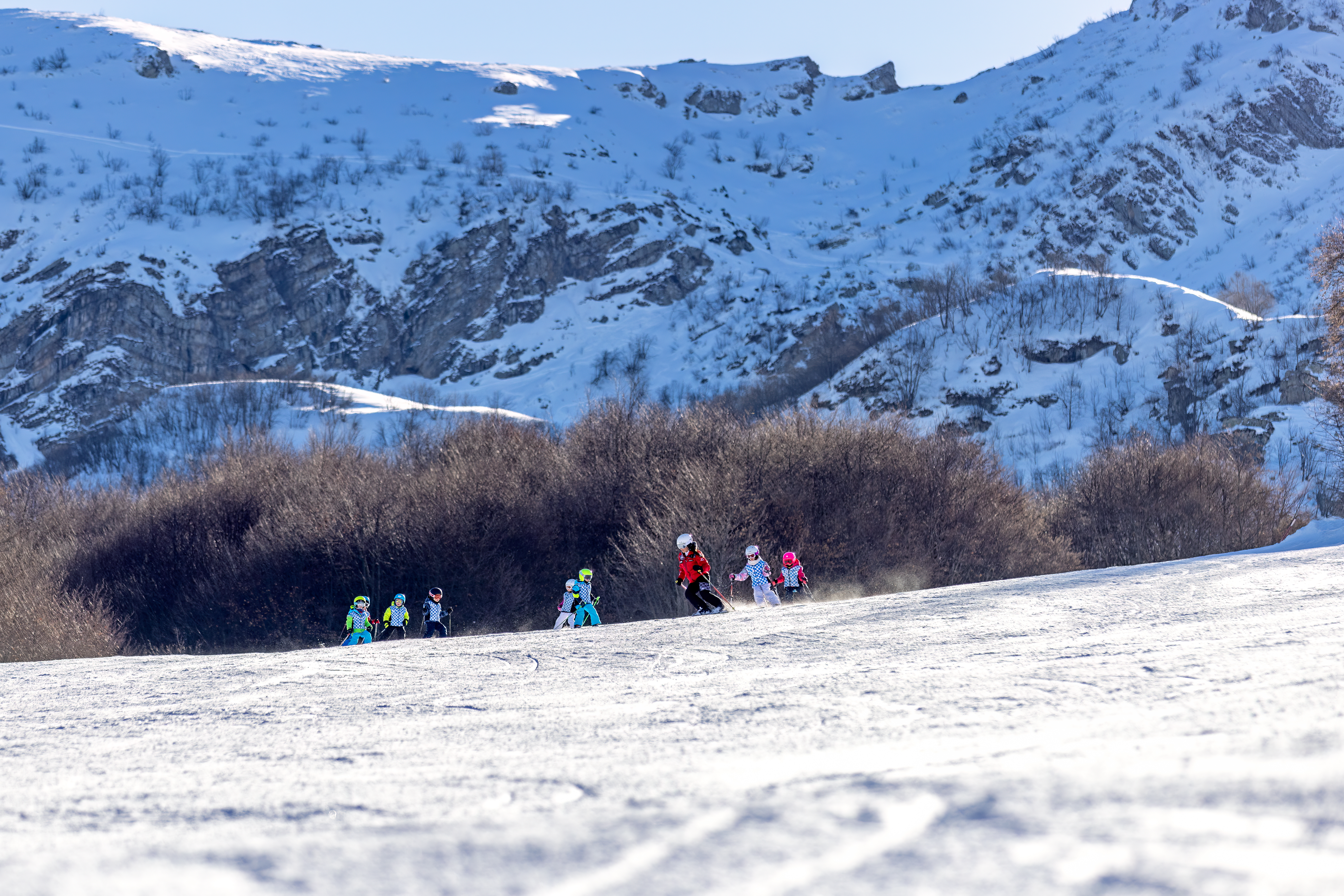 Clases de esquí para niños a partir de 5 años para avanzados - Volpini con Equipe Scuola Sci Limone.