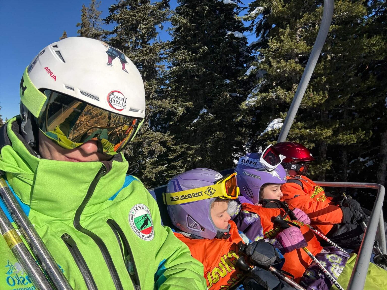 Privé skilessen voor kinderen (6-12 jaar) van alle niveaus met Bansko Ski Mania.