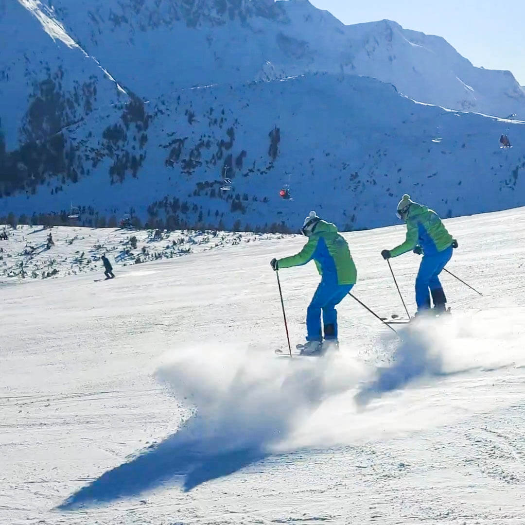 Privé skilessen voor volwassenen van alle niveaus met Bansko Ski Mania.