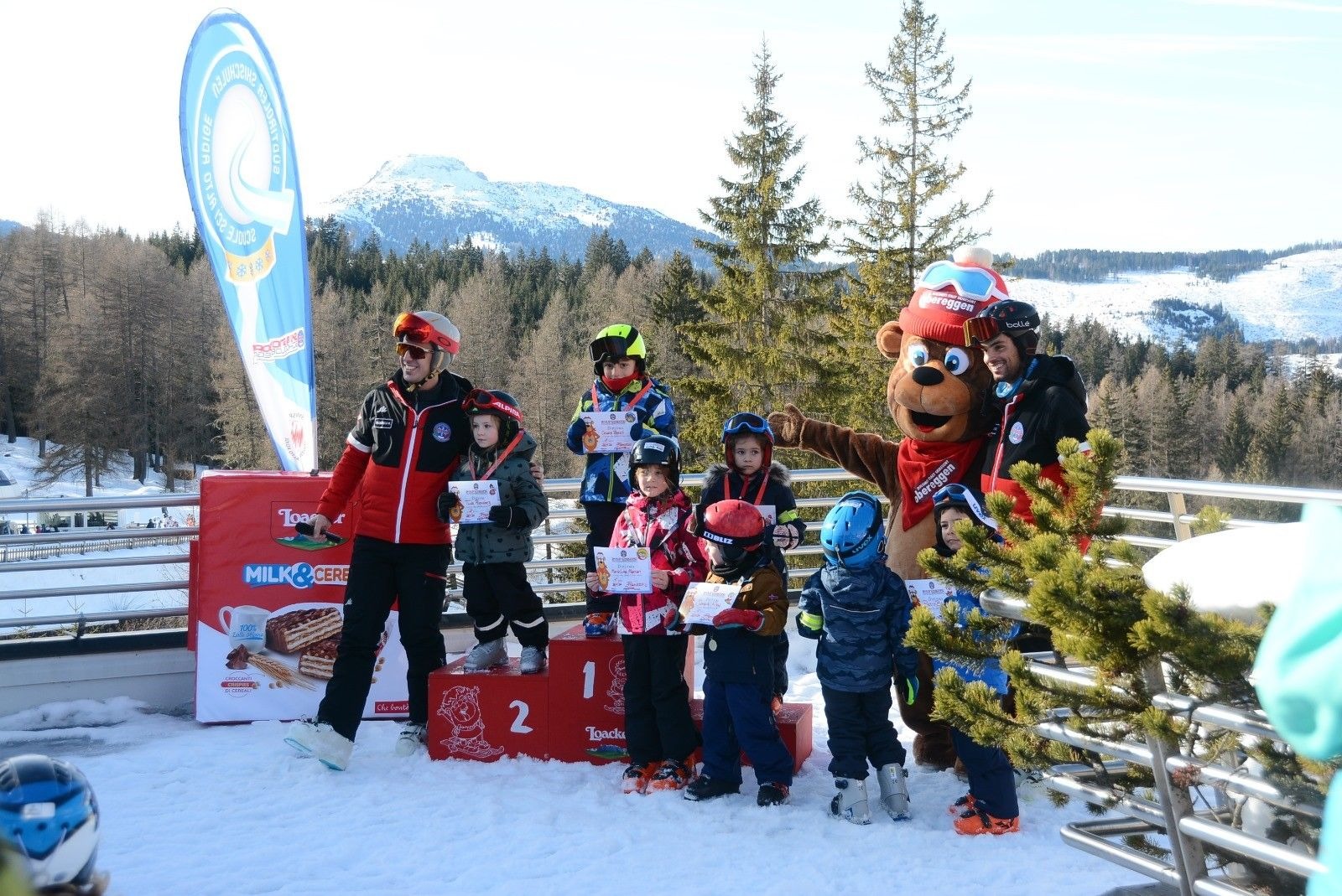 Cours collectifs de ski Enfants (4-12 ans) pour tous niveaux.