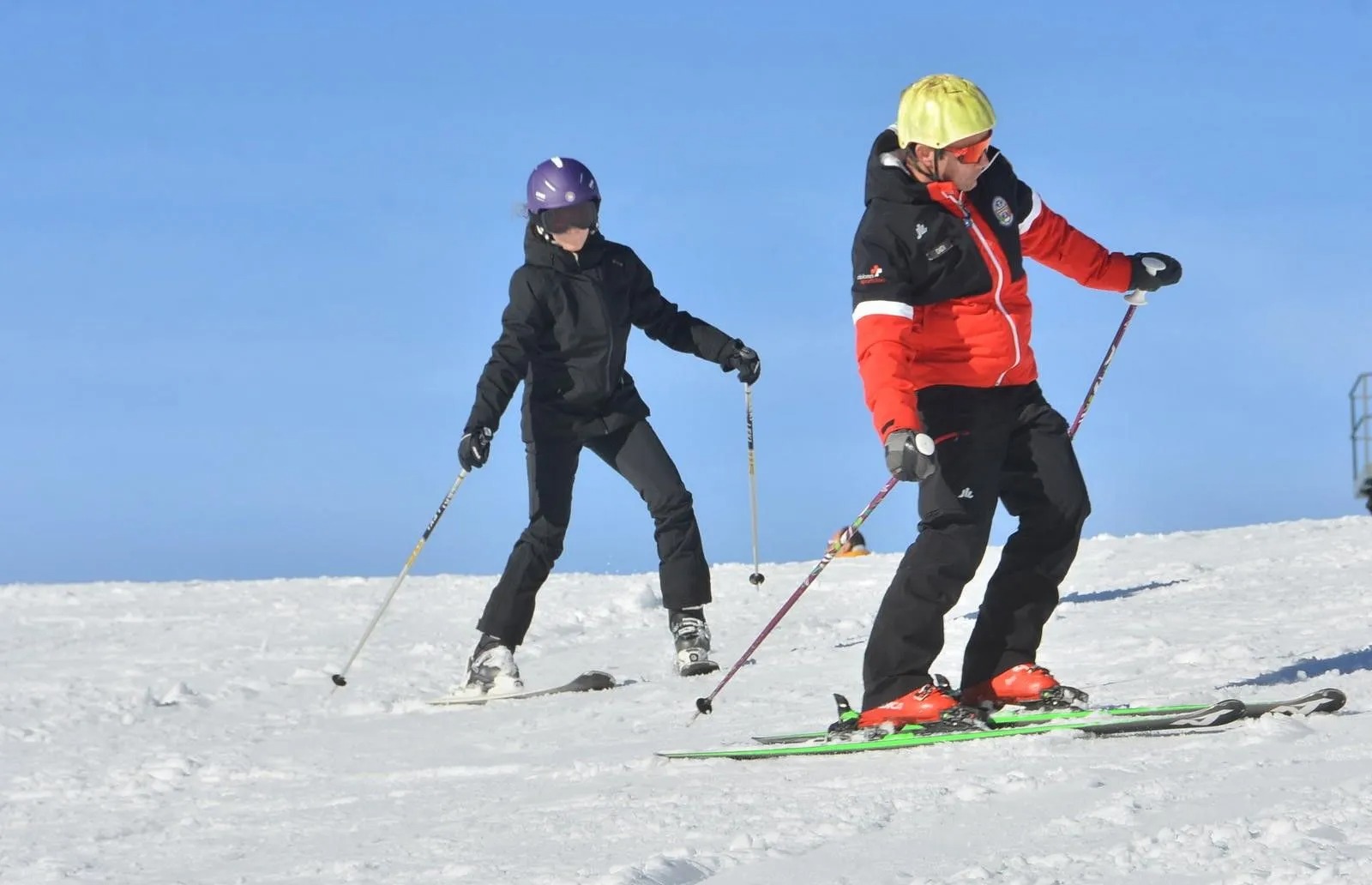 Cours particulier de ski Adultes dès 13 ans pour Skieurs expérimentés avec École de Ski Obereggen.