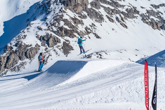 Teens Ski Lessons (from 10 y.) for Advanced Skiers - Max 8 per group