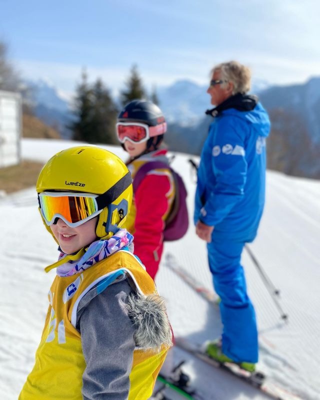 Clases de esquí para niños (6-12 años) - Máximo 8 por grupo con ESI ZigZag Samoëns.