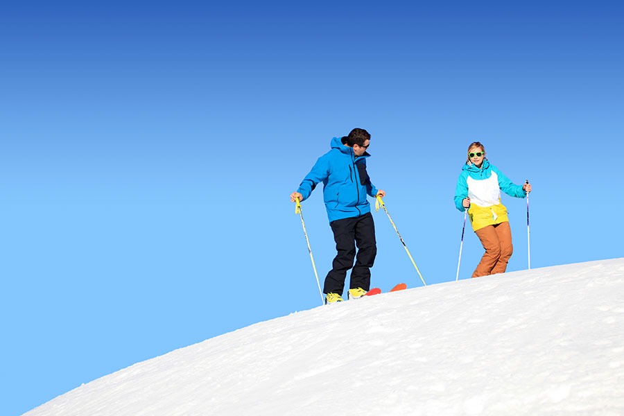 Privé skilessen voor volwassenen van alle niveaus met ESI ZigZag Samoëns.