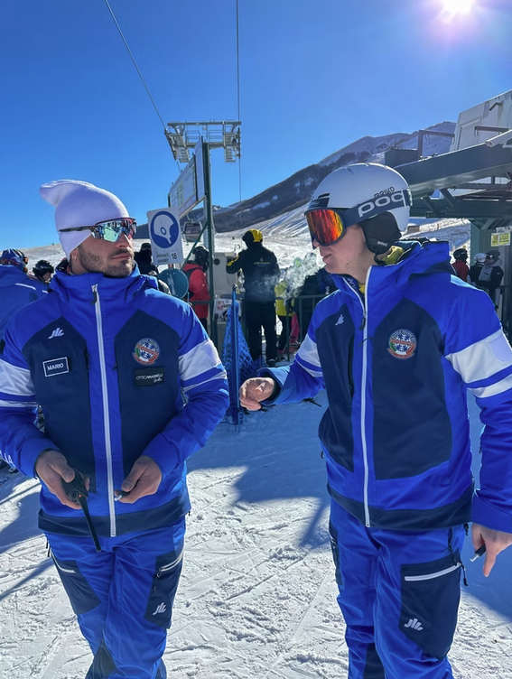 Clases particulares de esquí para adultos (de 14 años) para todos los niveles con Scuola Sci Alta Quota Roccaraso.