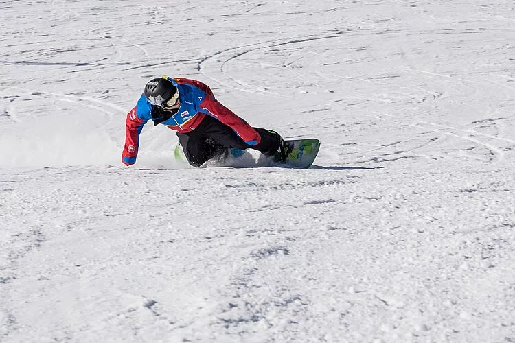 Privé snowboardlessen voor alle leeftijden en niveaus met Skischool Sunnyside.