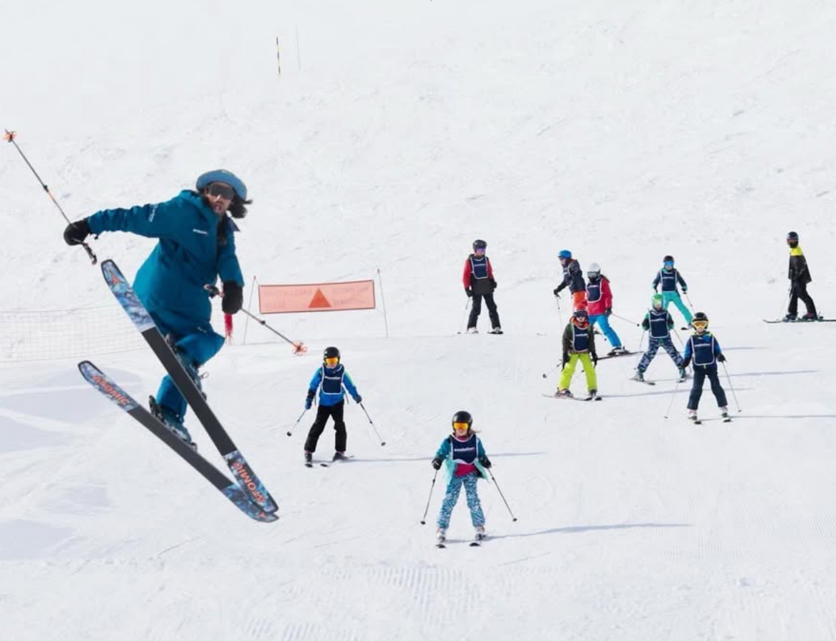 Freestyle Ski & Snowboarding Lessons for All Levels from Ski School Evolution 2 Val Thorens.