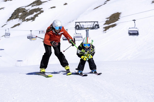 Private Ski Lessons for Kids (3-13 y.) of All Levels.