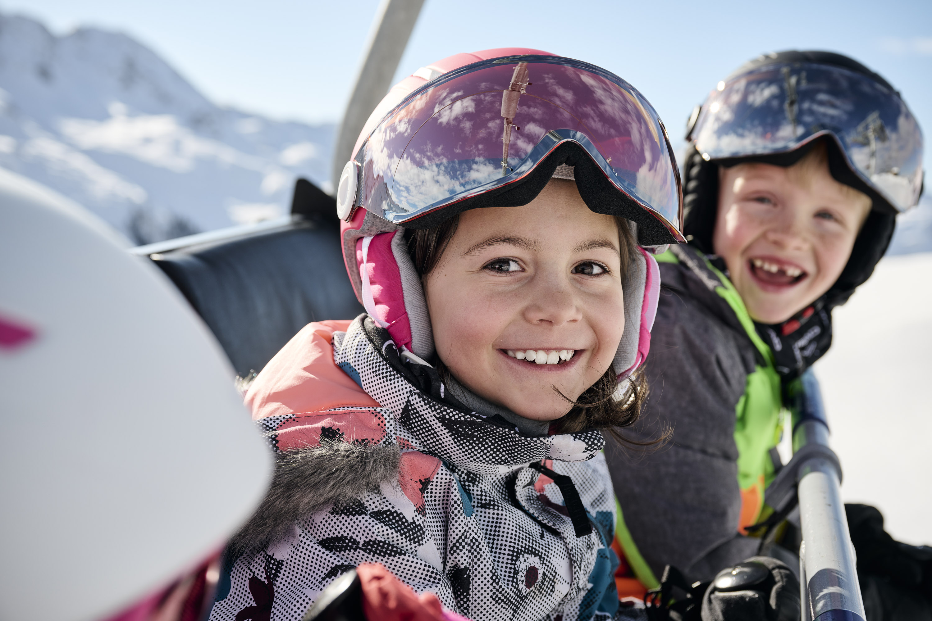 Kids & Adults Snowboarding Lessons (from 7 y.) for All Levels.