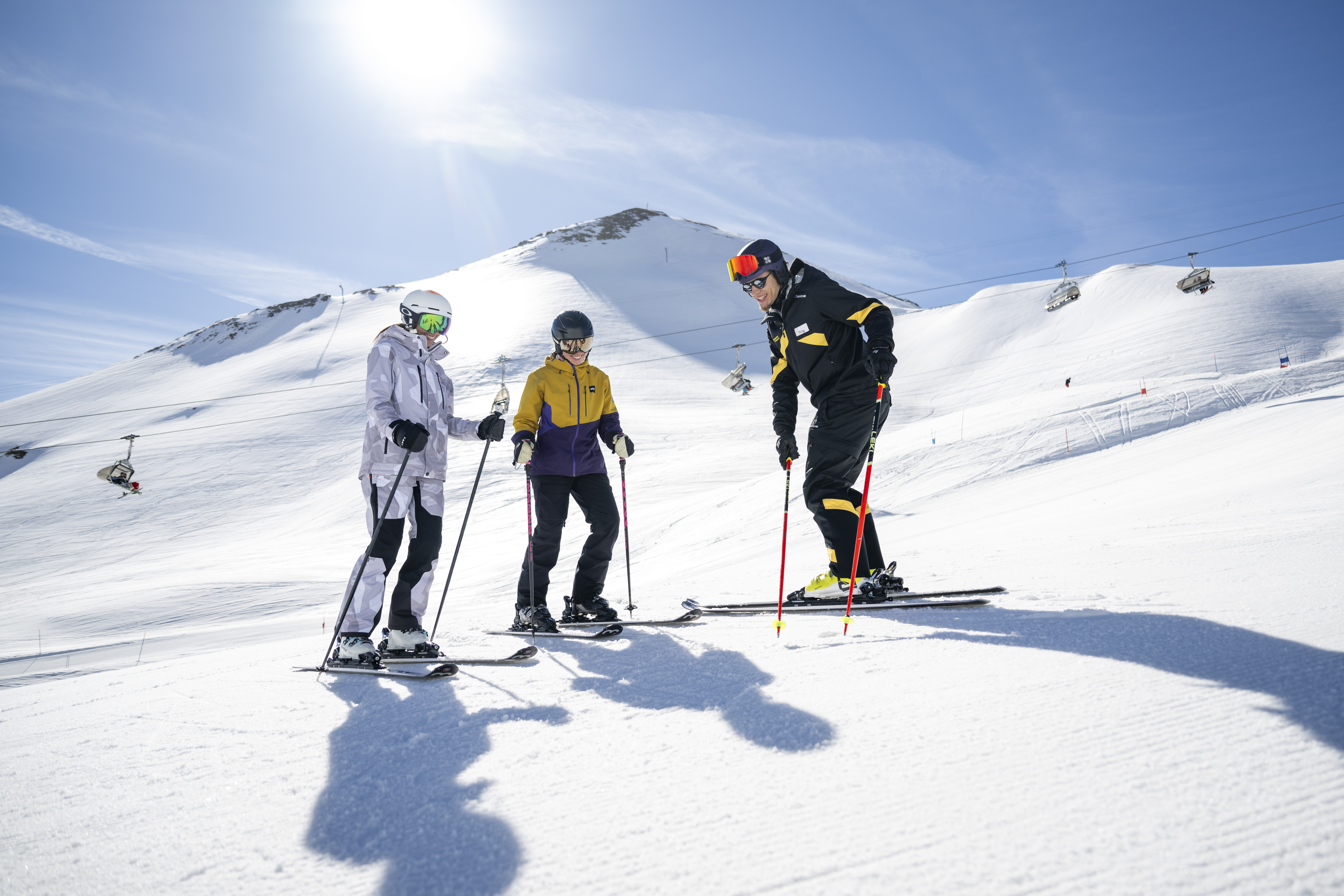 Cours de ski Ados (13-16 ans) pour Skieurs confirmés - "Snow Riders" avec Schweizer Schneesportschule Samnaun.