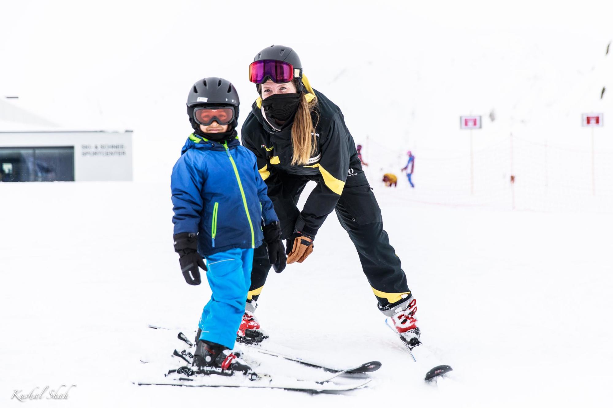 Private Ski Lessons for Kids & Teens (3-16 y.) of All Levels from Schweizer Schneesportschule Samnaun.