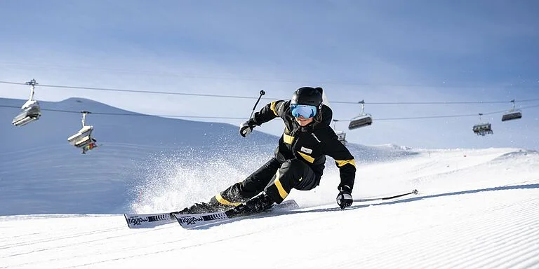 Clases particulares de esquí para adultos para todos los niveles - Instructor Premium con Schweizer Schneesportschule Samnaun.