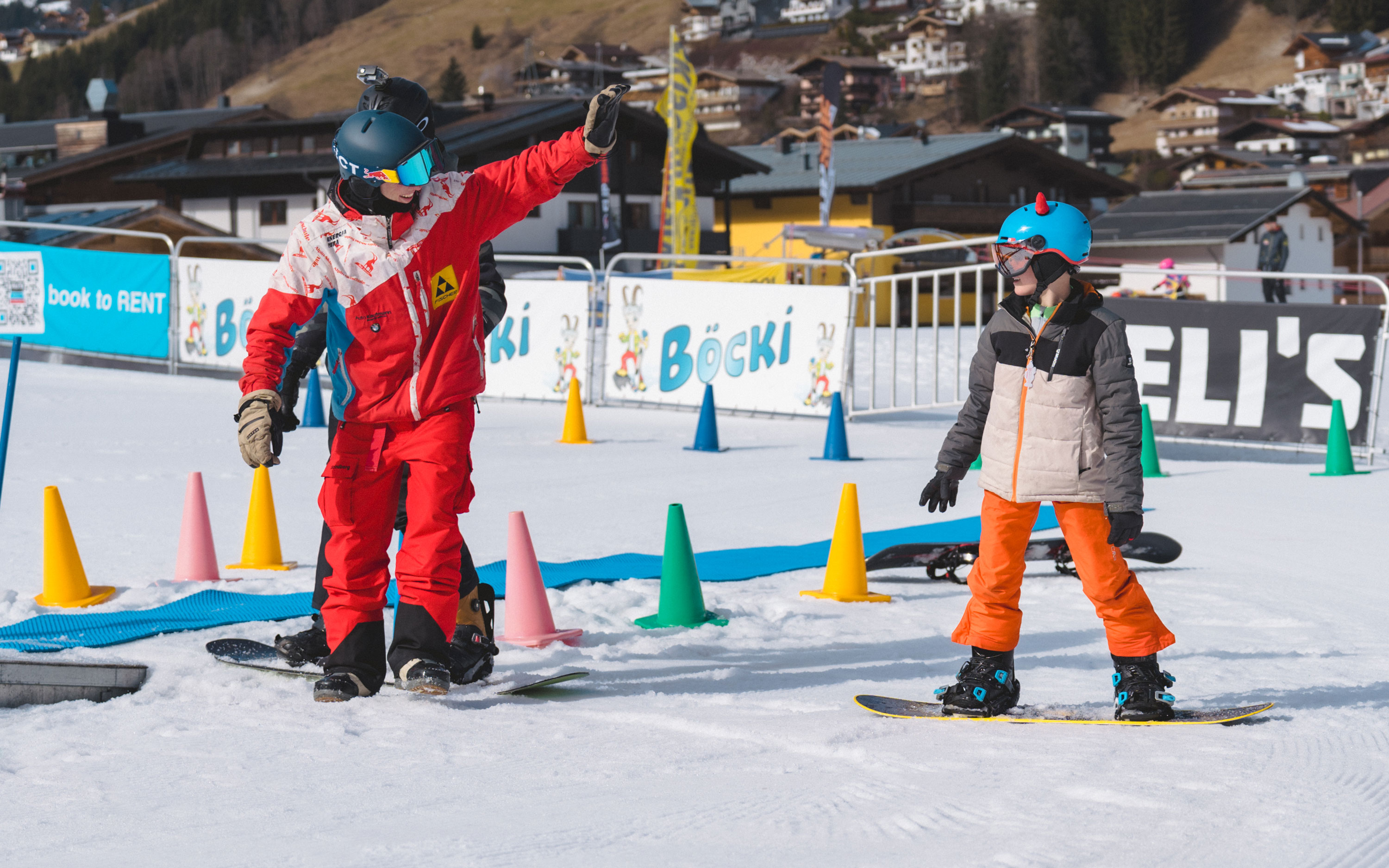 Weekend Snowboard Lesson Kids (5-13 y.) for Beginners - Half-day.