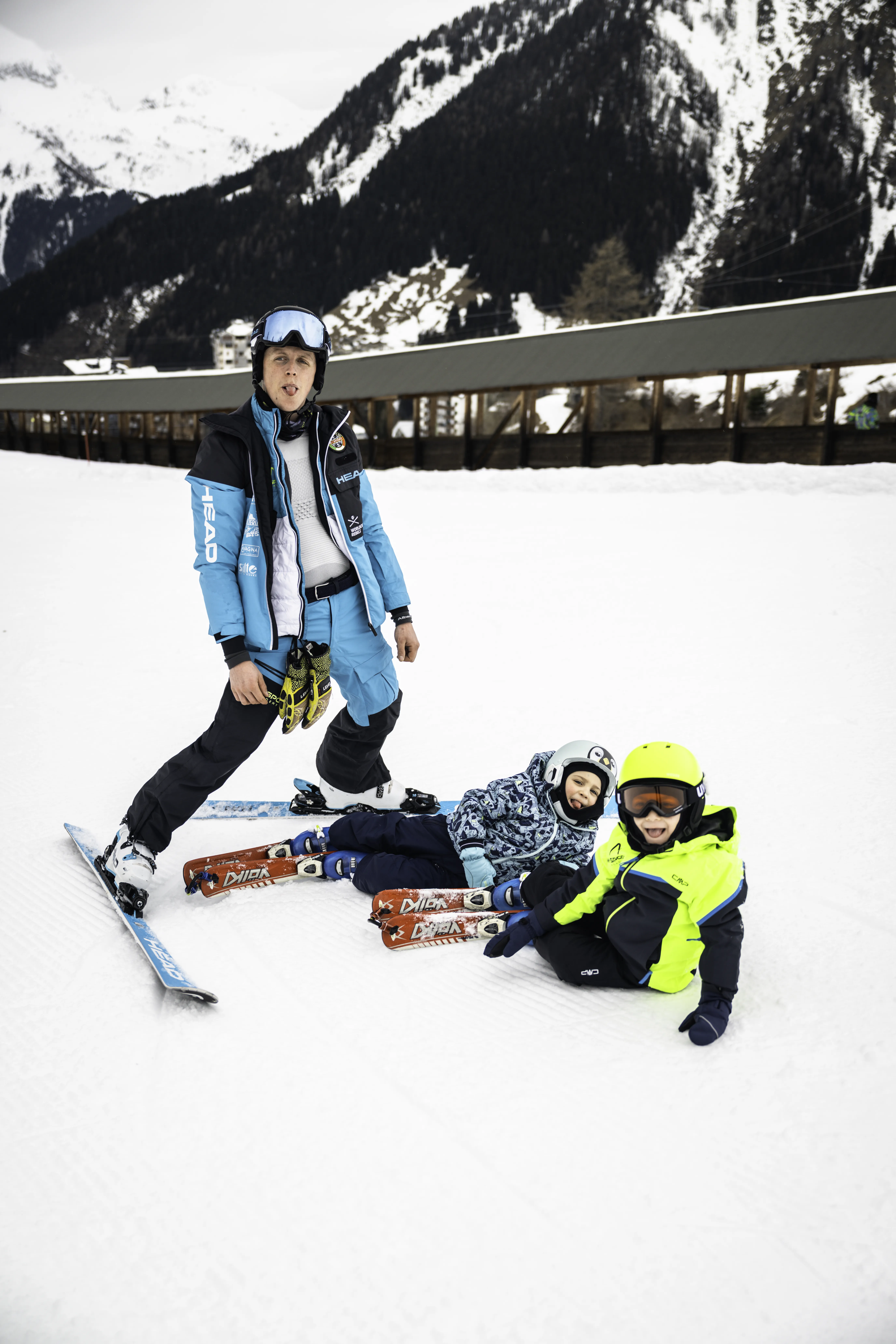 Kids Ski Lessons (3-12 y.) for Kids with Experience from Ski School M-Sport Foppolo.