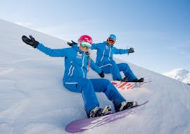 Private Snowboarding Lessons for Adults of All Levels from Ski School ESKIMOS Saas-Fee.