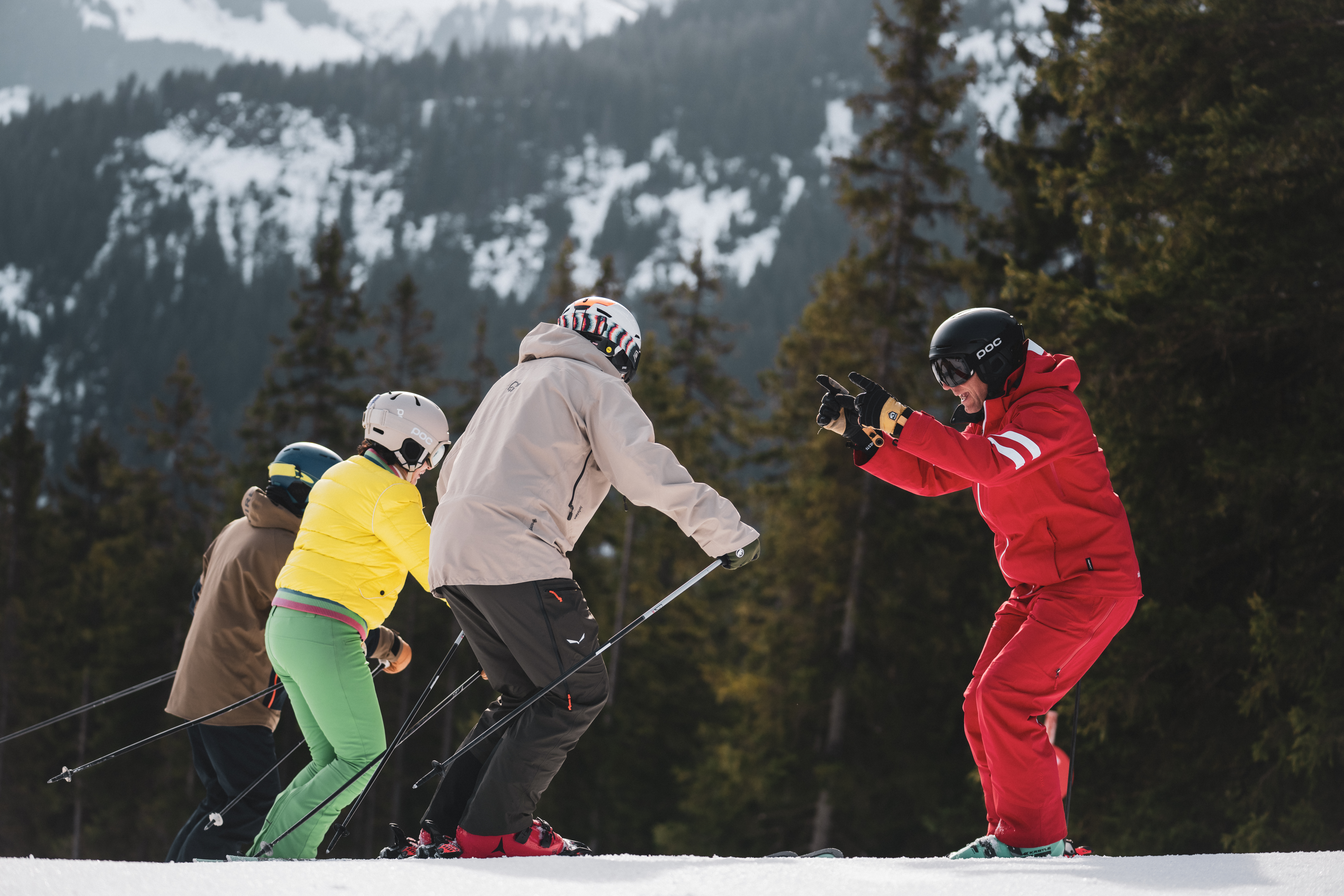 Cours de ski Ados (dès 15 ans) et Adultes pour Tous niveaux avec École de ski Hirschegg.