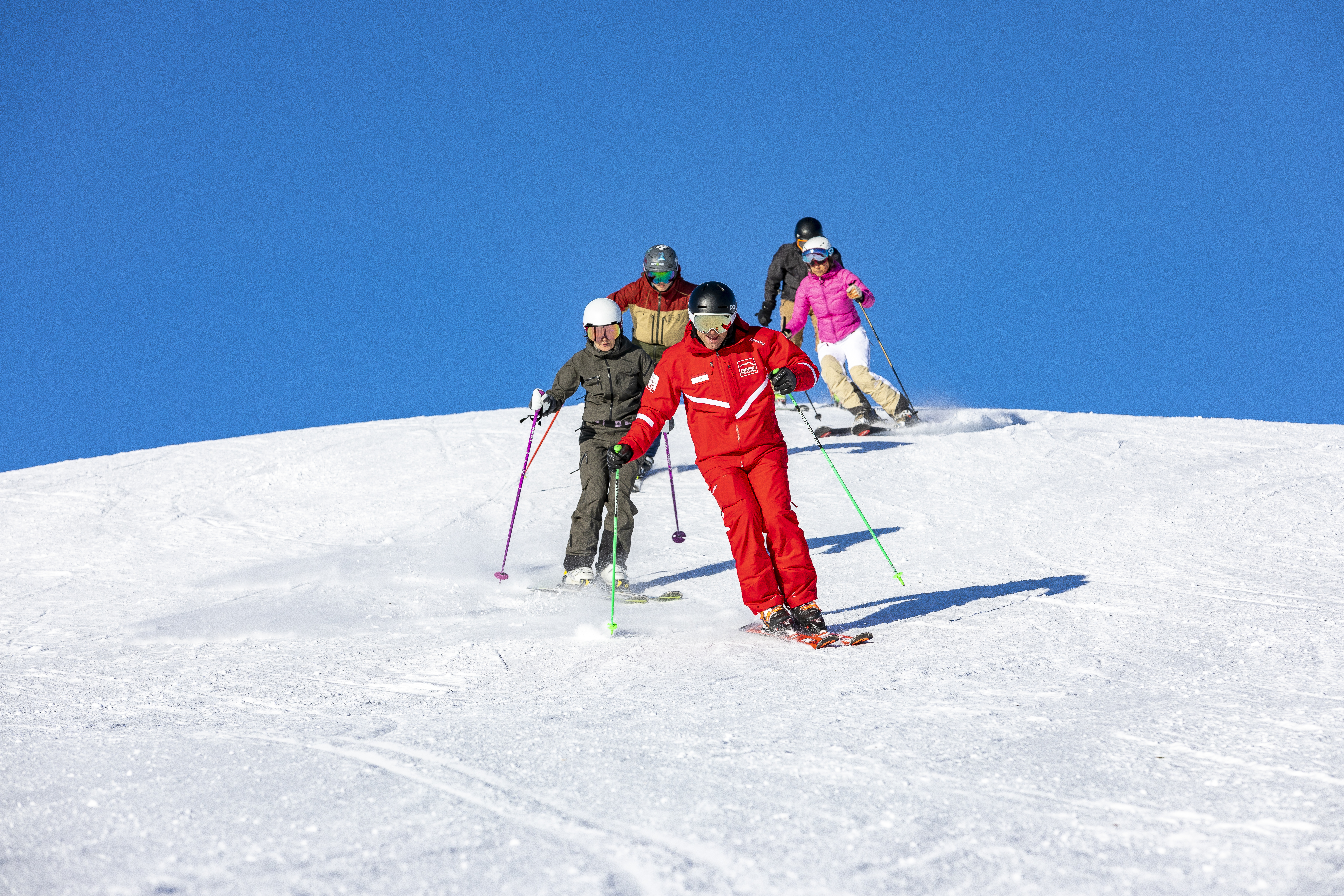 Skikurs für Jugendliche (ab 15 J.) & Erwachsene für alle Levels mit Skischule Hirschegg .