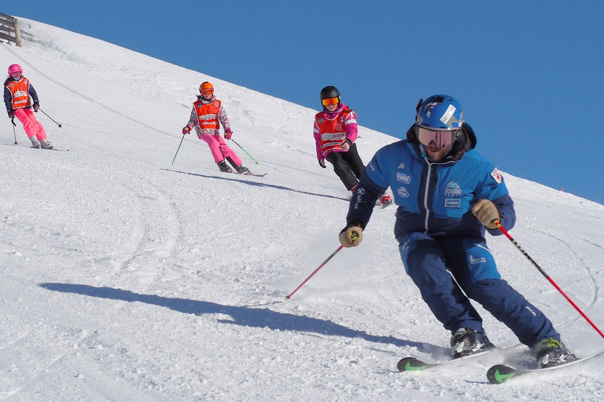 Lezioni di sci per sciatori (8-14 anni) con esperienza - Giornata intera.