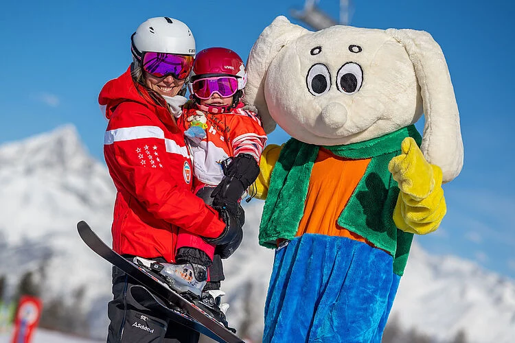 Kids Ski Lessons "ELKI" (2.5-4 y.) for First Timers from Swiss Ski and Snowboard School Grächen.