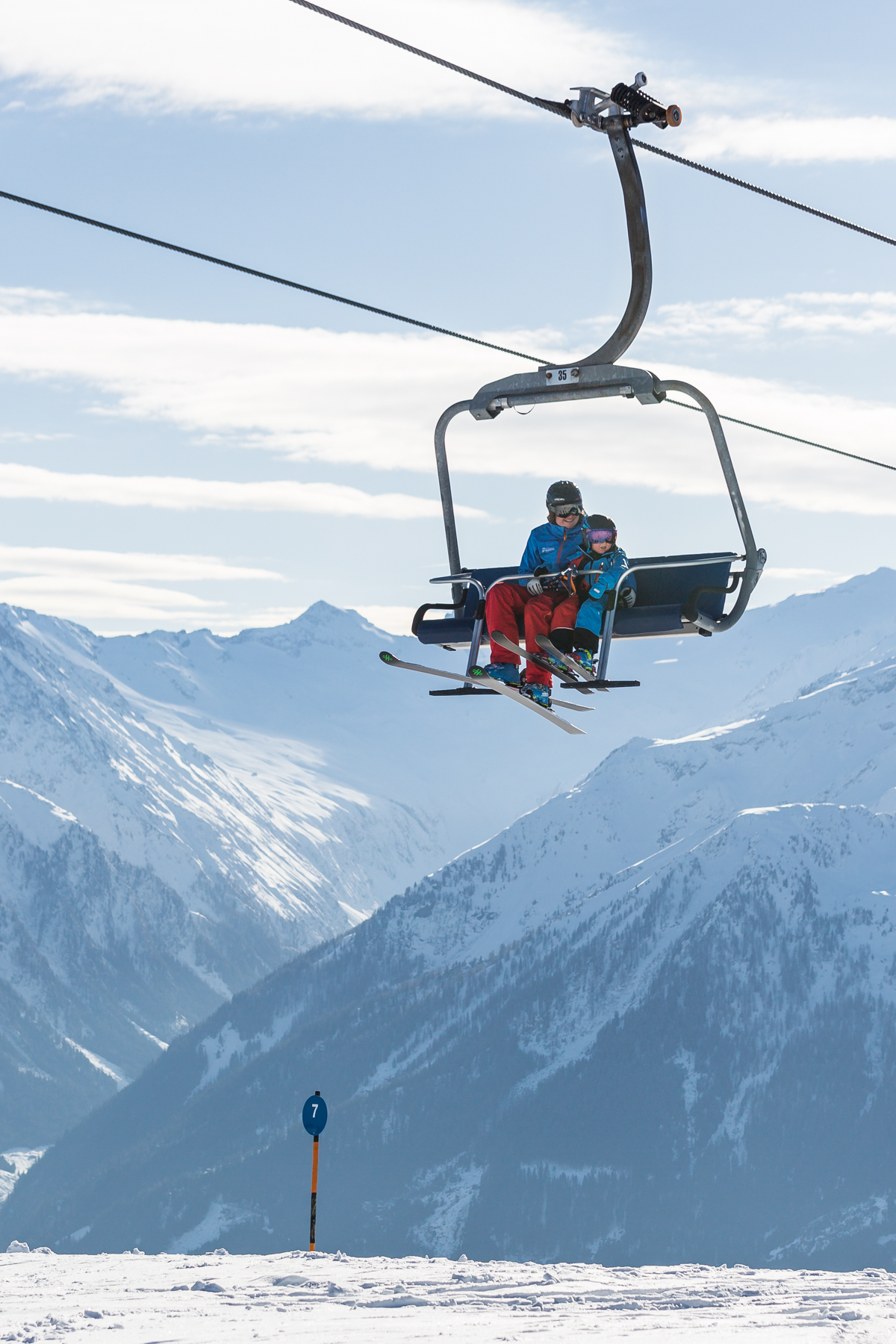 Skilessen voor kinderen (5-14 jaar) van alle niveaus - Hele dag met Ski School Neukirchen.