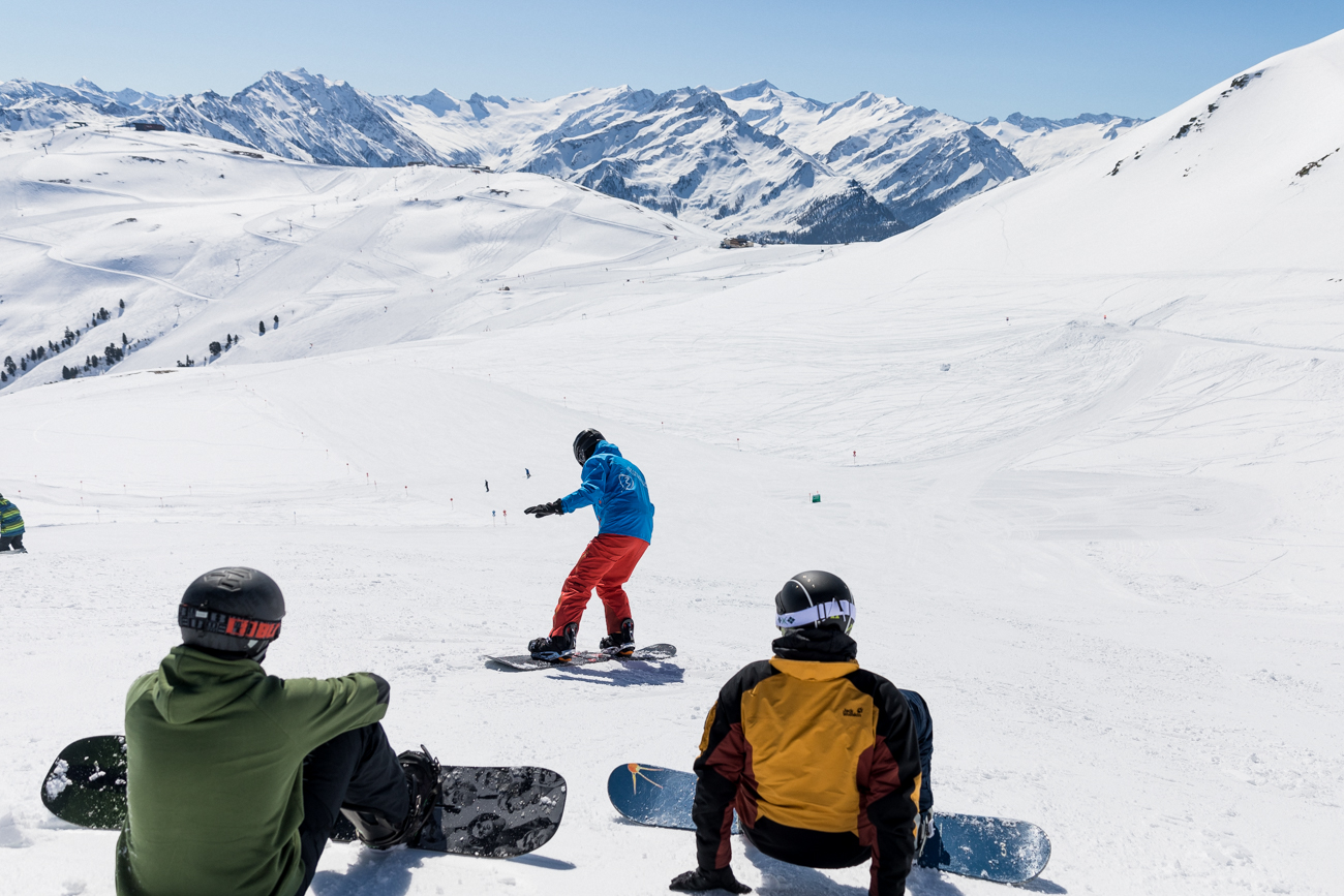 Privé snowboardlessen voor kinderen (vanaf 8 jaar) van alle niveaus.