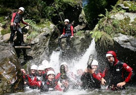 A group of friend is having fun during the Canyoning in the Alpenrosenklamm in Ötztal for Beginners with CanKick Ötztal.