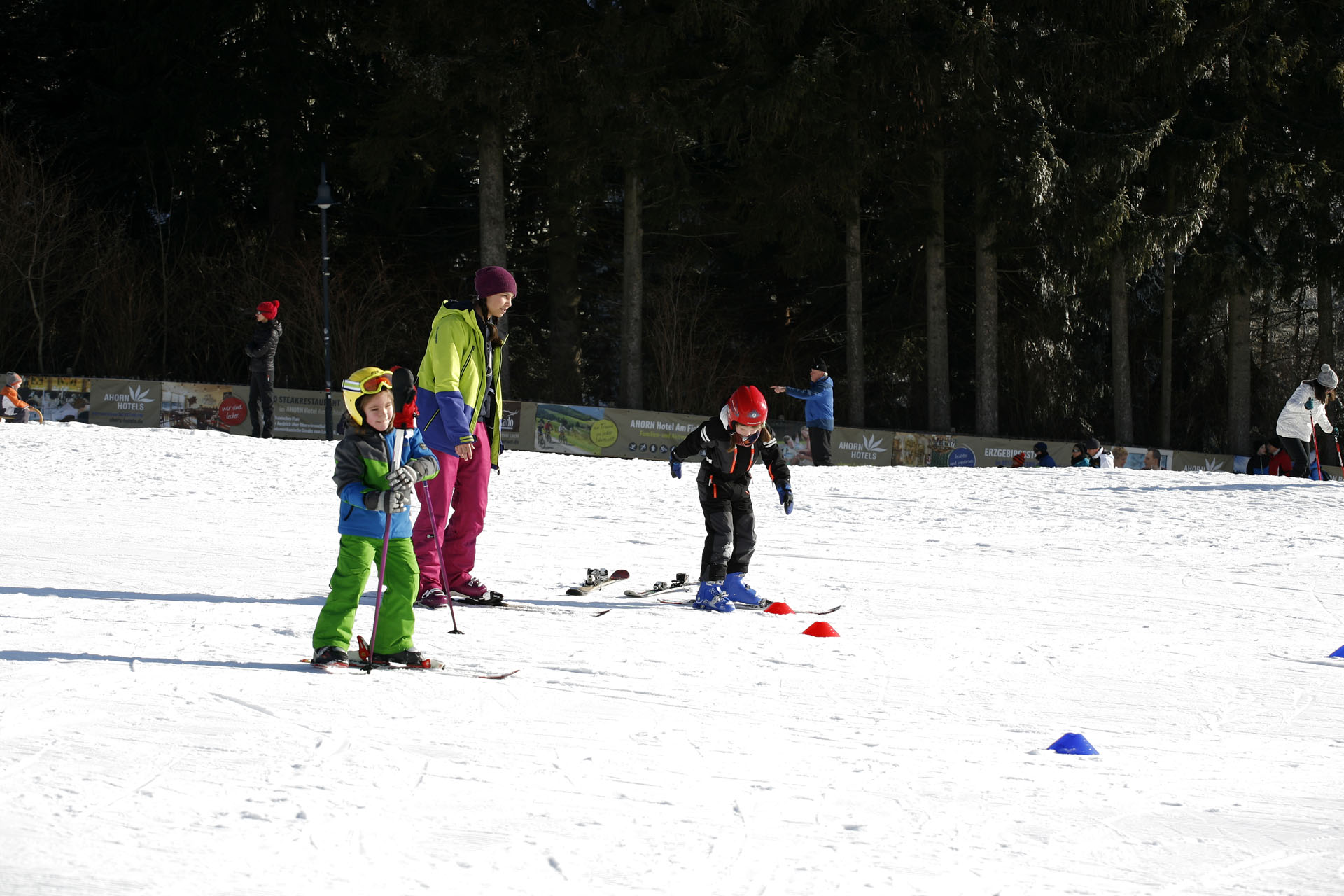 Skilessen voor kinderen (7-12 jaar) voor beginners met Schneesport Oberwiesenthal.