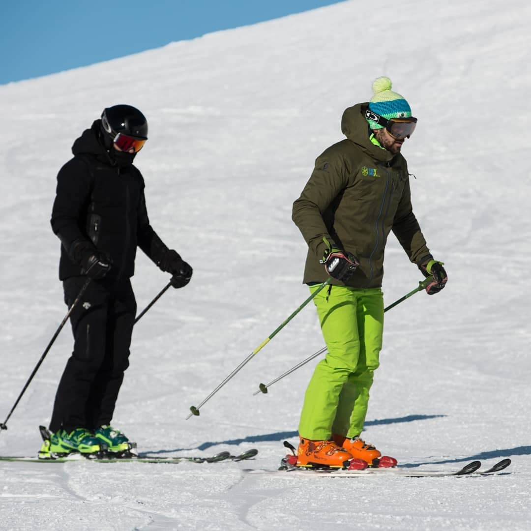 Privé skilessen voor volwassenen van alle niveaus met FreeXDay Astún.