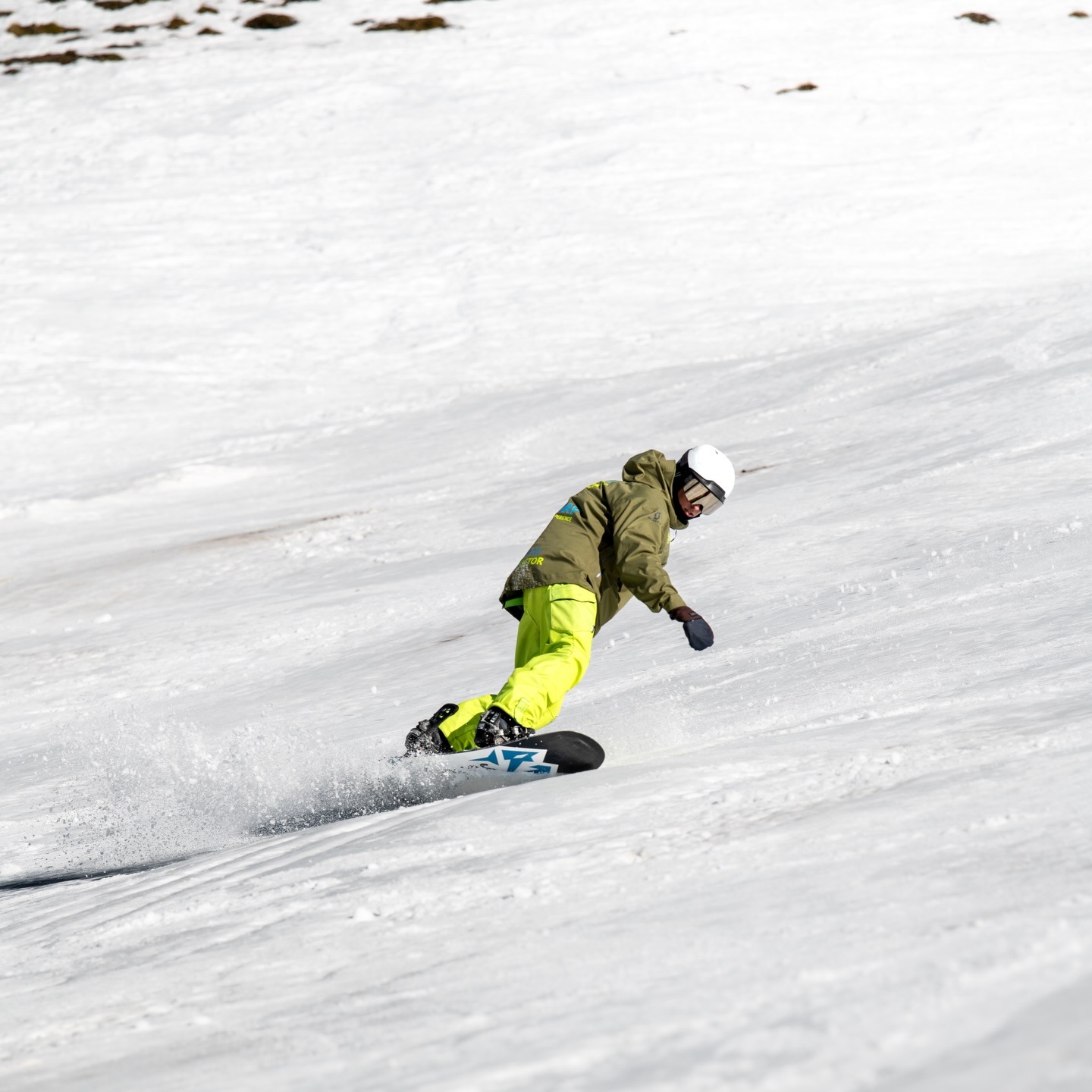 Private Snowboardkurse für Kinder und Erwachsene für alle Levels mit FreeXDay Astún.
