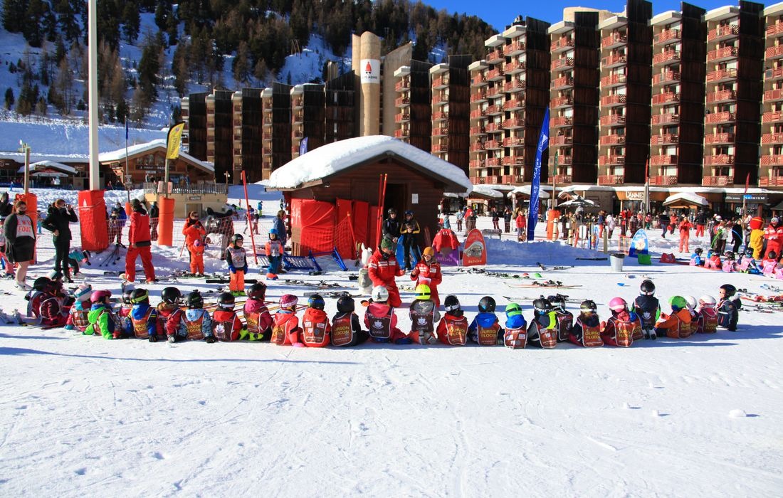 Kids Ski Lessons (3-5 y.) - Club Piou-Piou.