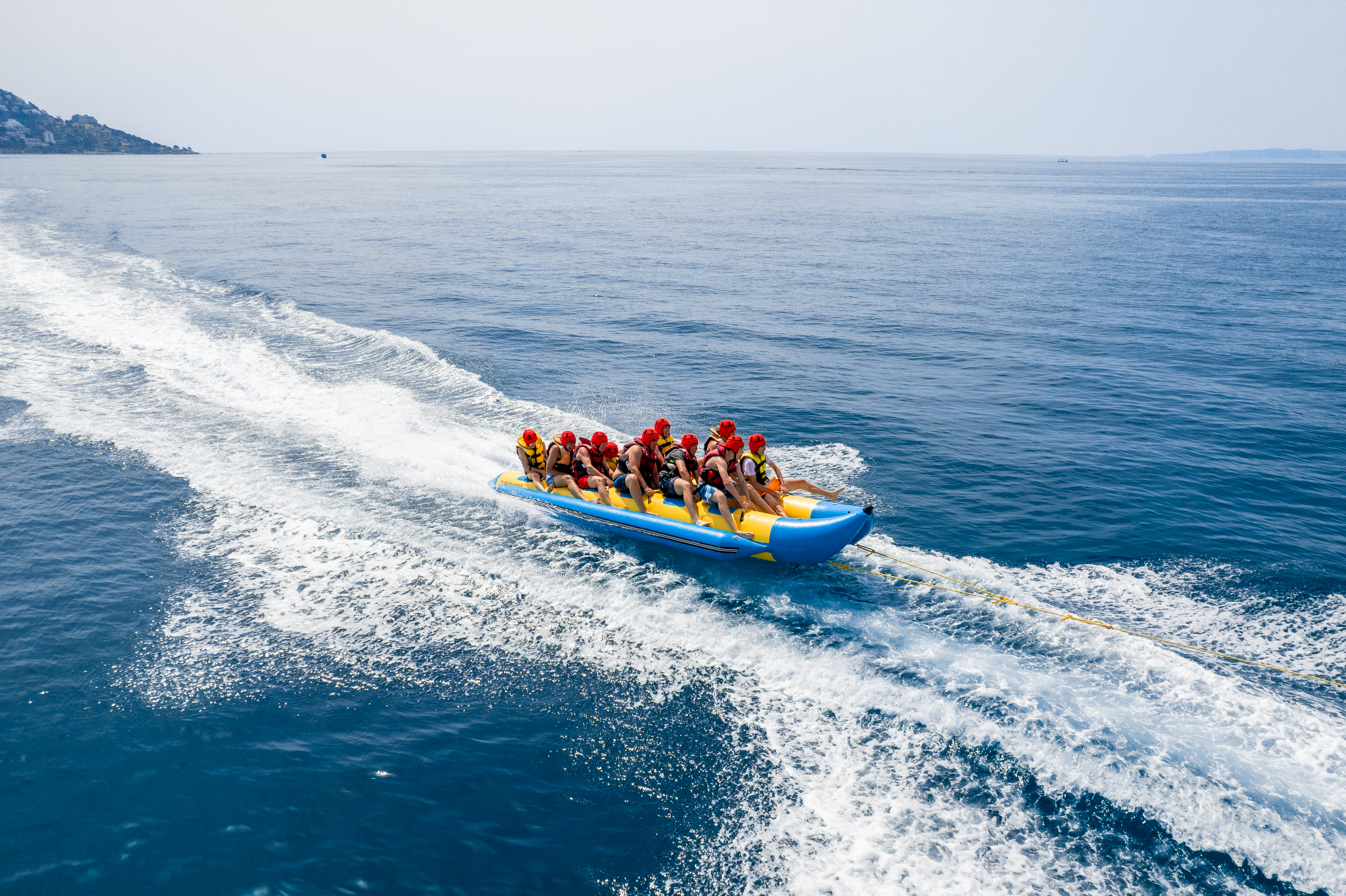 Banana Boat in Roses.