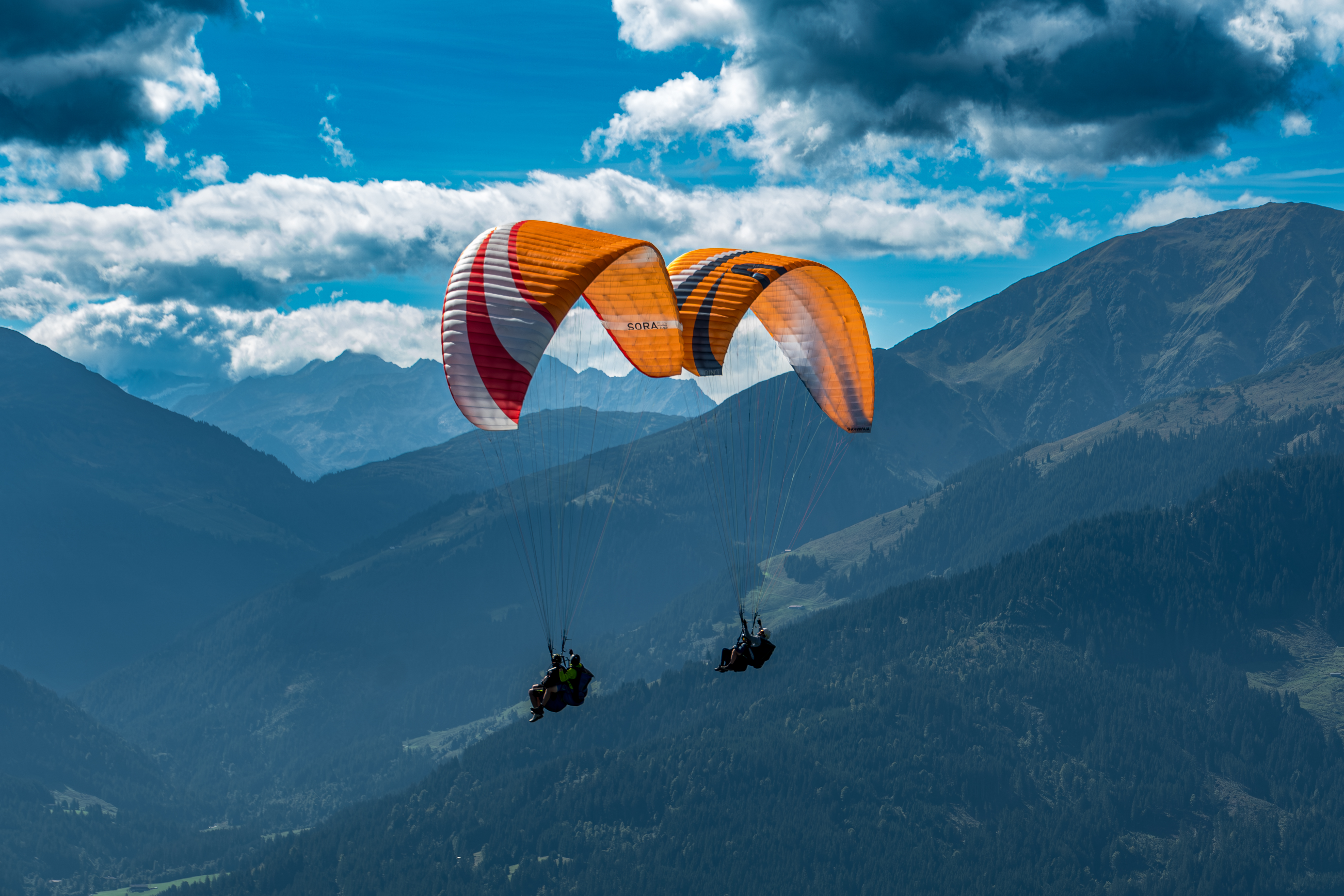 Tandem Paragliding in Tyrol – Panoramic Flight from Fly Tirol.