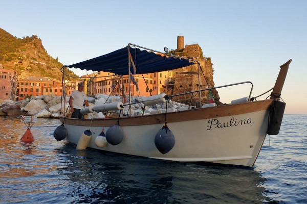 Sunset Boat Trip to Cinque Terre from Vernazza with Swimming Stops from Nord Est La Spezia.