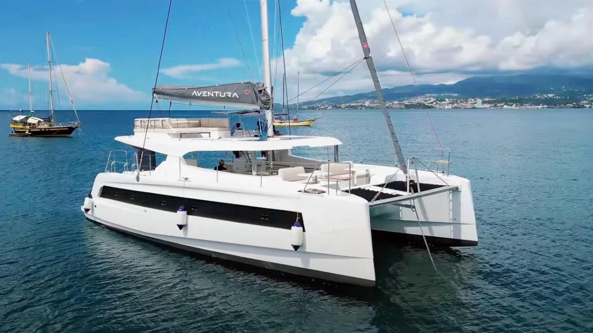 Gita in catamarano a Rondinara e alle Isole Lavezzi con bagno e pranzo con Corsica Sud Croisières Porto-Vecchio.