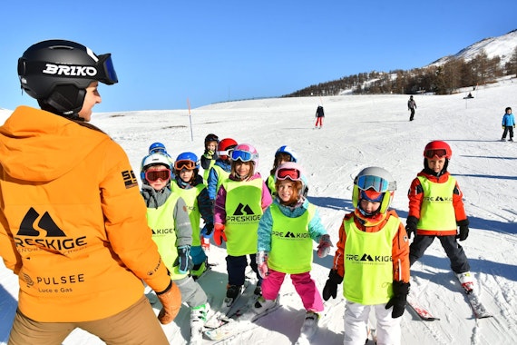 Group Kids Ski Lessons (5-14 y.) for Absolute Beginners
