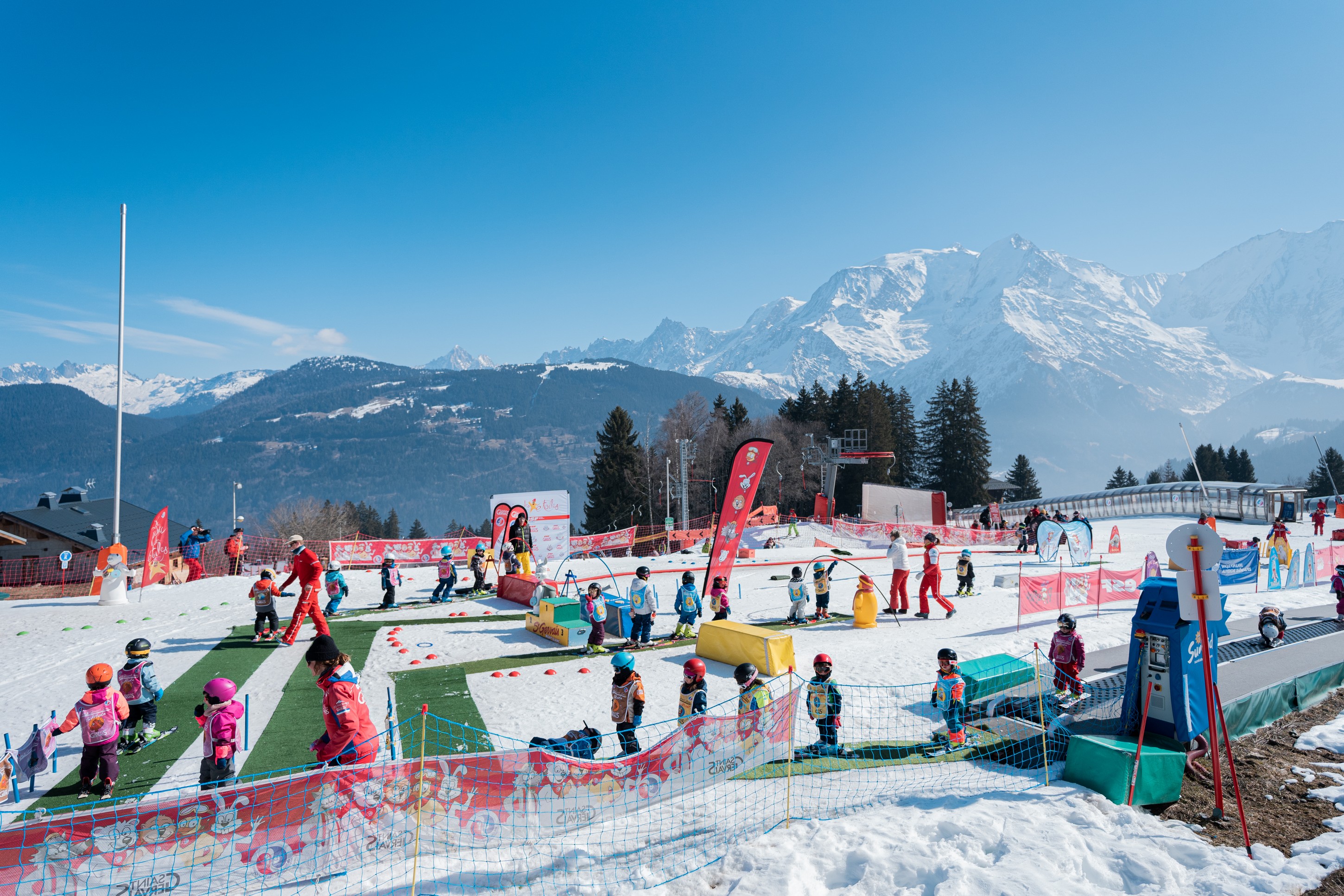 Kids Ski Lessons (3-5 y.) - Club Piou-Piou.