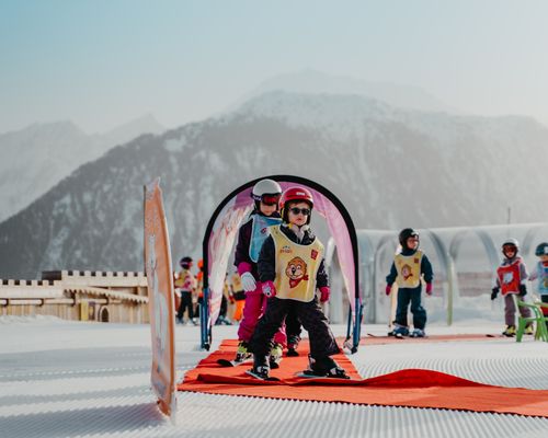 Kids Ski Lessons (3-12 y.) for Beginners from ESF Courchevel 1850.