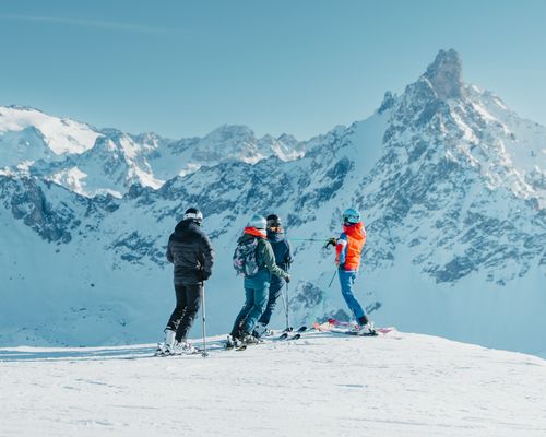 Adult Ski Lessons for All Levels from ESF Courchevel 1850.