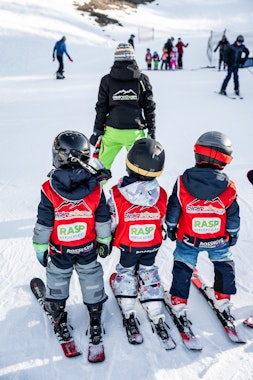 Kids Ski Lessons (5-15 y.) for First Timers