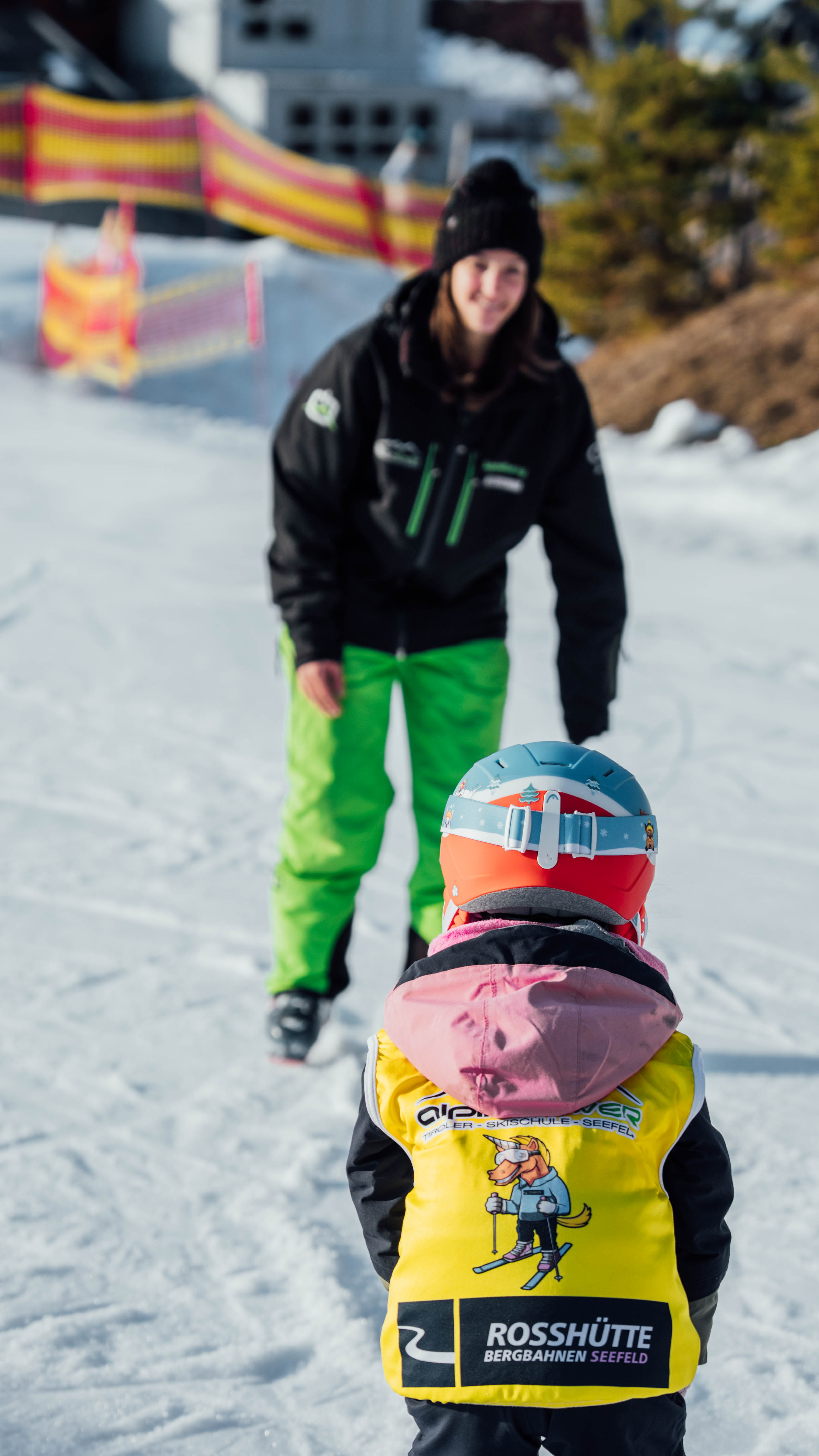 Private Kids & Adults Ski Lessons for All Levels.