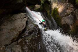A person while abseiling during the Canyoning for Beginners near Ried im Oberinntal - Wonderland with H2O Adventure Ried.