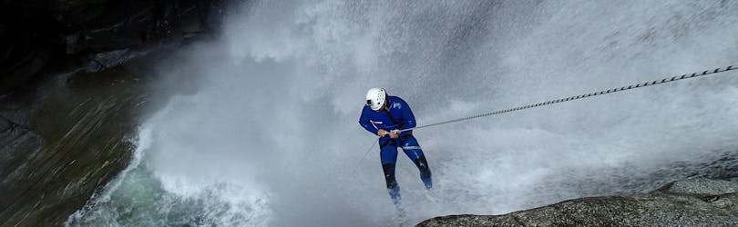 Canyoning in the Iragna Canyon in Ticino from Cresciano from Ticino Adventures.