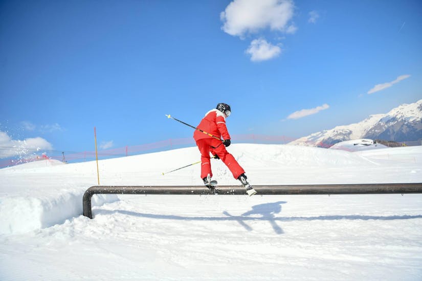 Freestyle Skiing Lessons (from 14.) for Advanced Skiers.