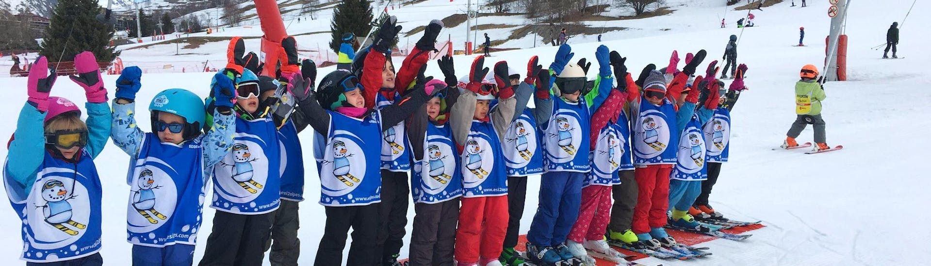 kids-ski-lessons-4-6-years-esi-st-christophe-les-deux-alpes-hero