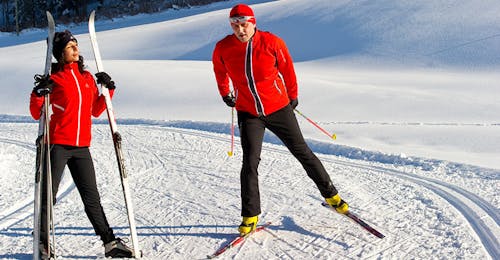 Clases particulares de esquí de fondo clásico y patinaje con Skischule Mösern - Seefeld Clases particulares de esquí de fondo clásico y patinaje con Skischule Mösern - Seefeld.