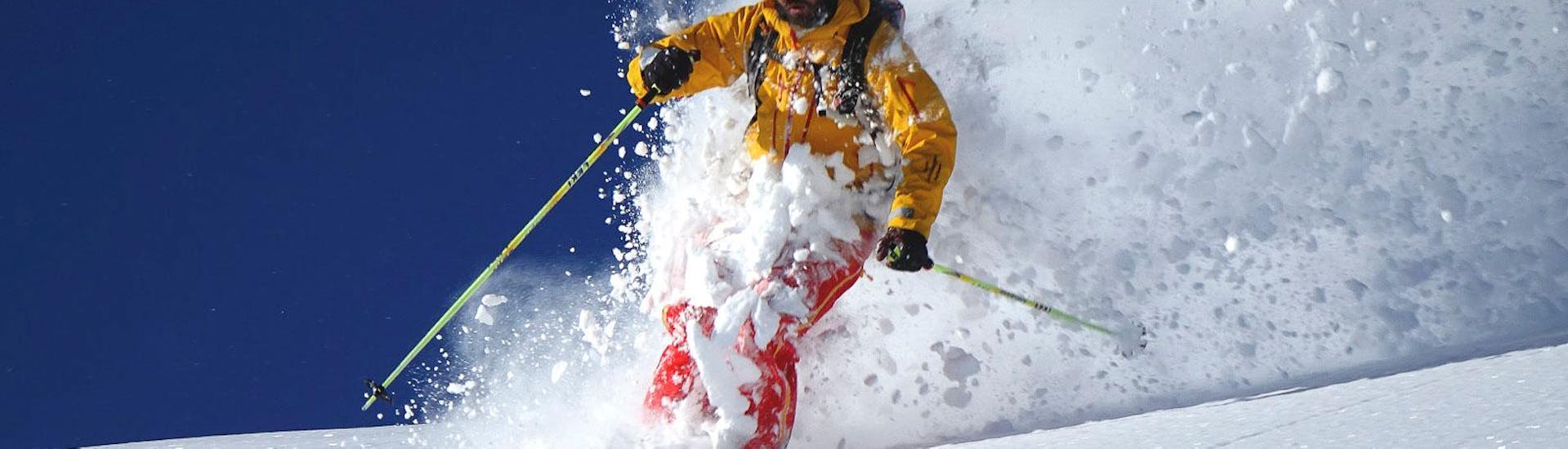 Privé Off-Piste skilessen voor alle niveaus met Snow & Mountain Sports Loitzl Loser.