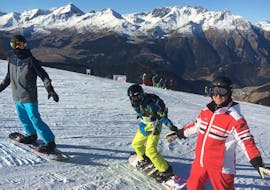 Clases de snowboard a partir de 8 años para principiantes con Skischule Pfunds .